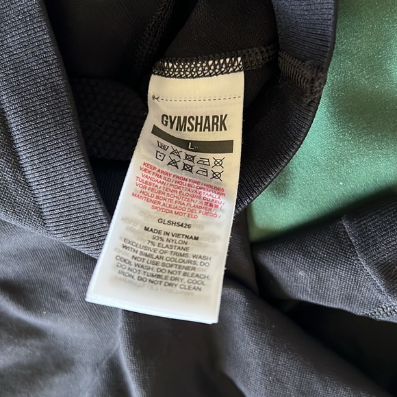 L Gymshark Energy Seamless Shorts - Picture 3 of 3